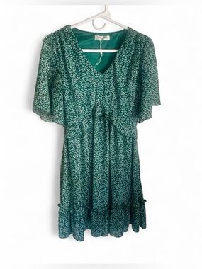Manydress green ditsy floral print dress V-neckline tiered ruffle size small